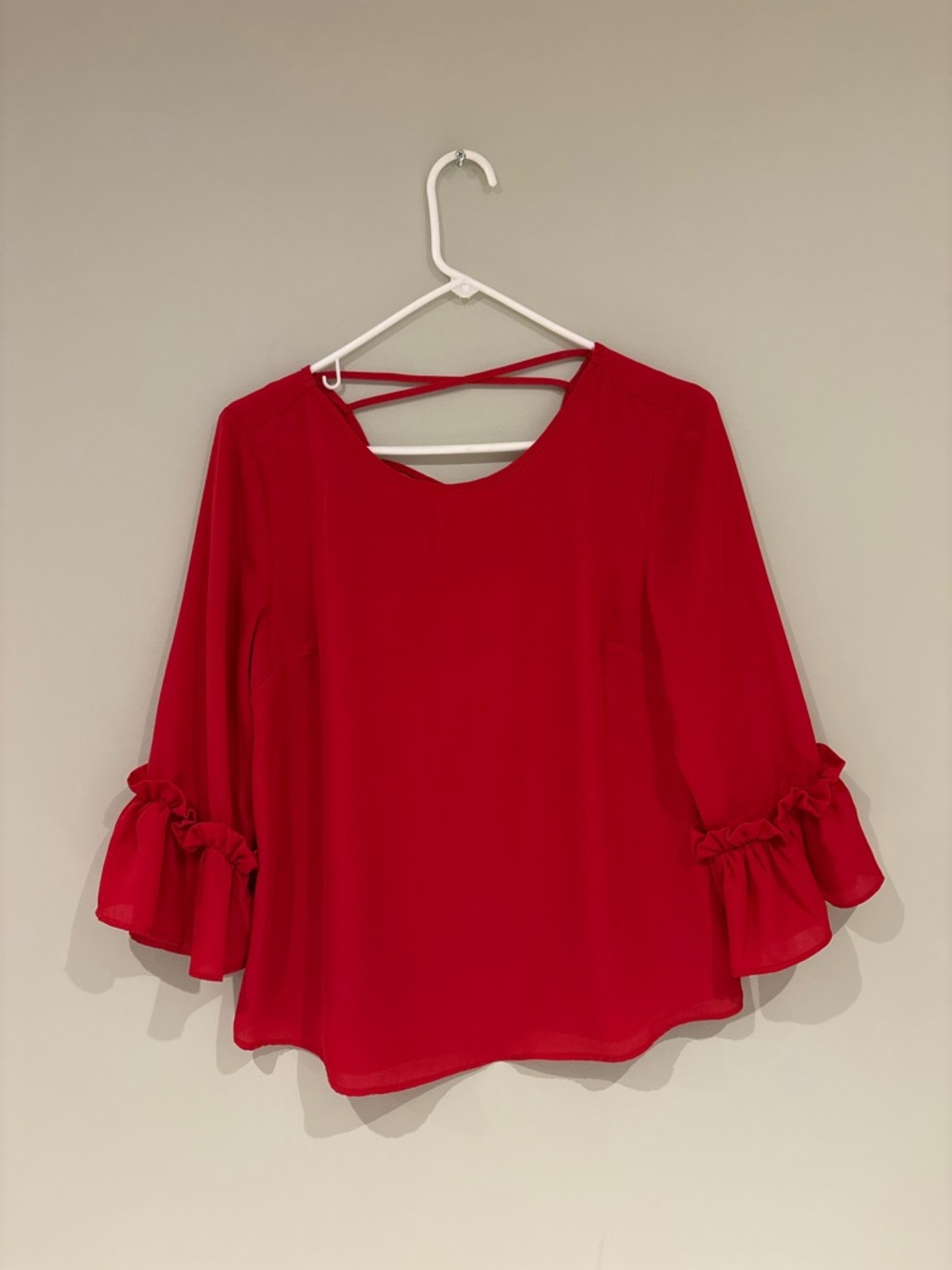Flowy Red Ruffle Sleeve Women's Top - Picture 6 of 6